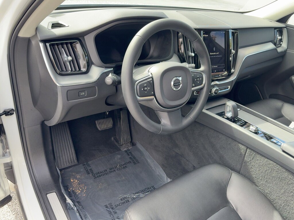Certified 2023 Volvo XC60 Core B5 FWD Core