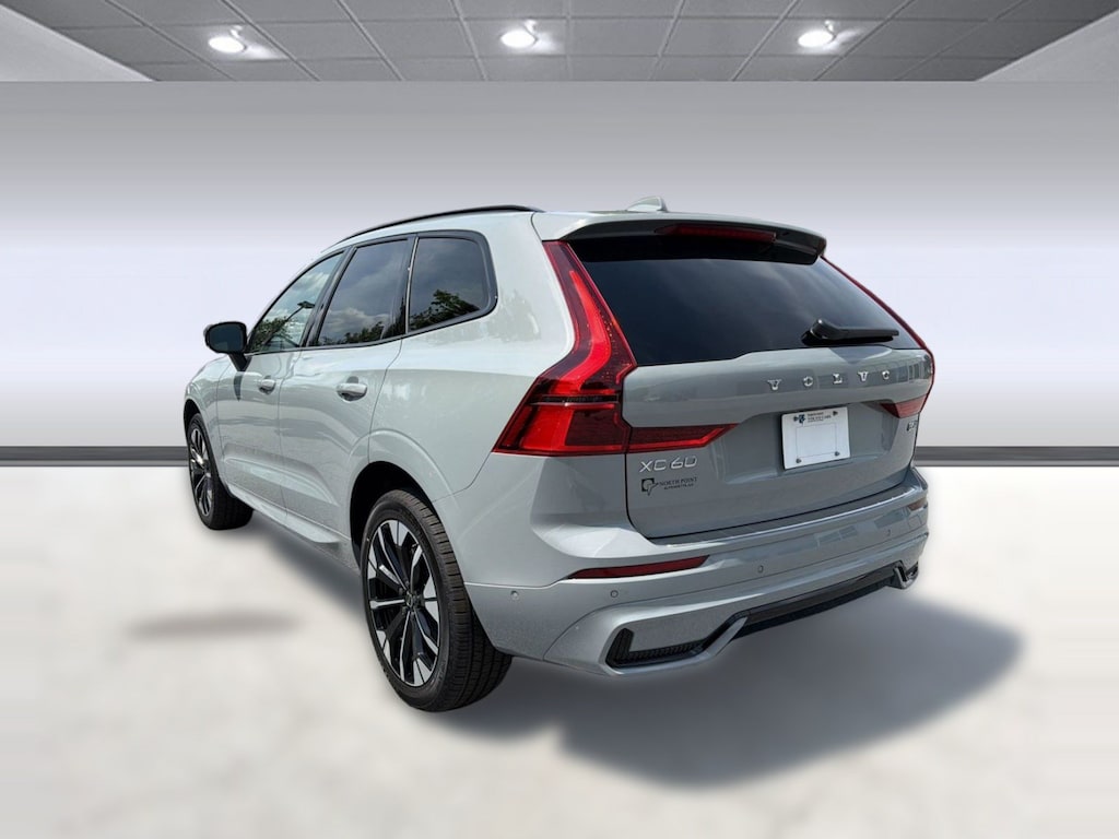 New 2026 Volvo XC60 B5 Plus SUV