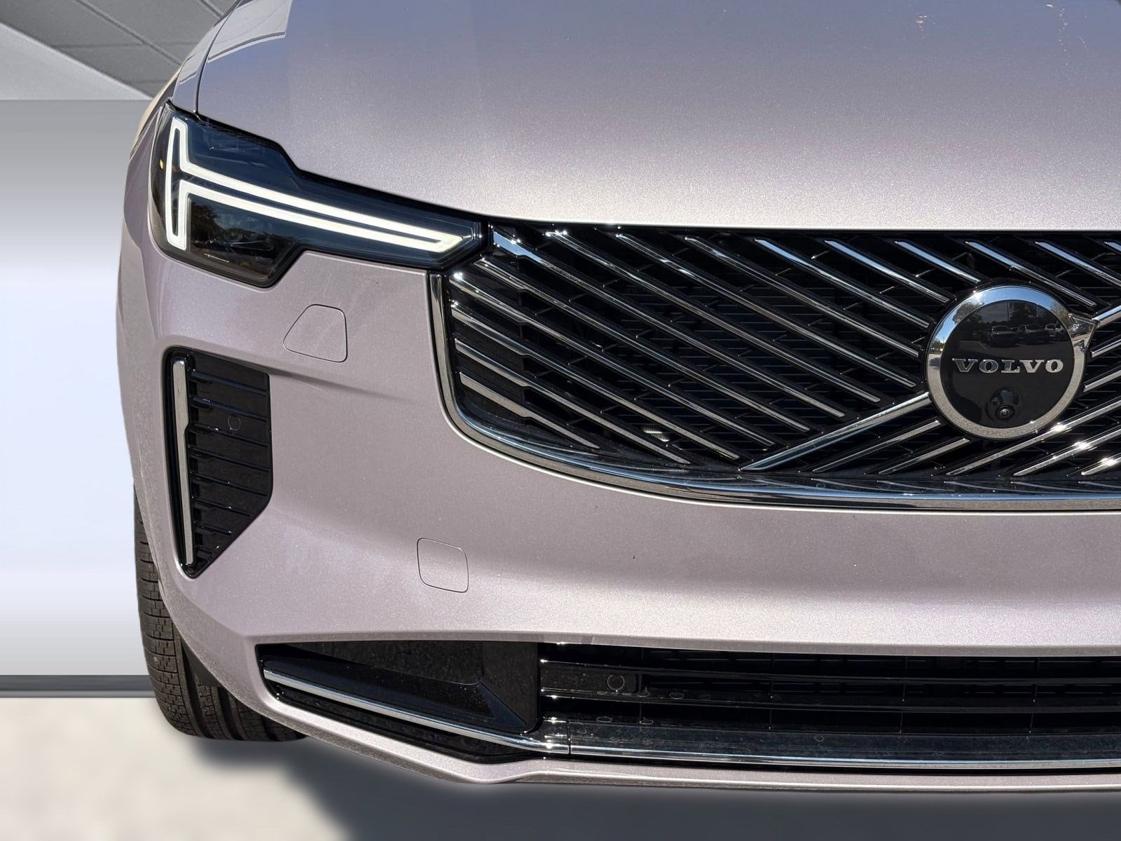 2026 Volvo XC90 Plus - Photo 20