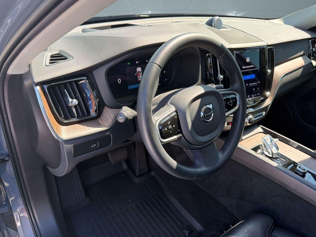 Certified 2023 Volvo XC60 B5 Ultimate SUV