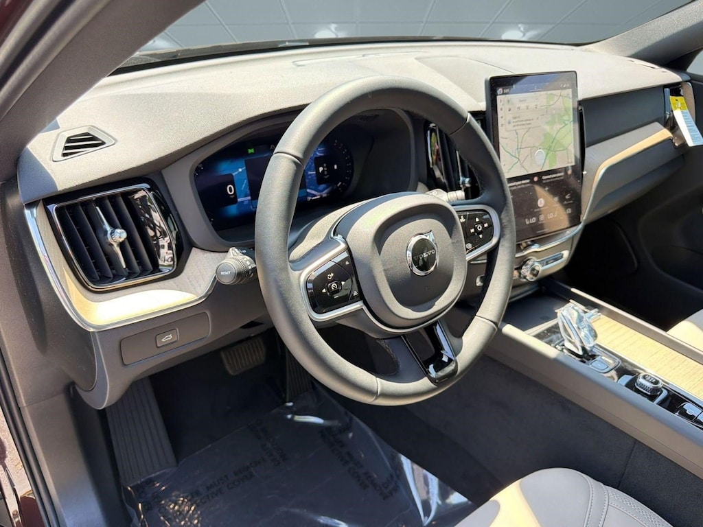 New 2026 Volvo XC60 B5 Core SUV