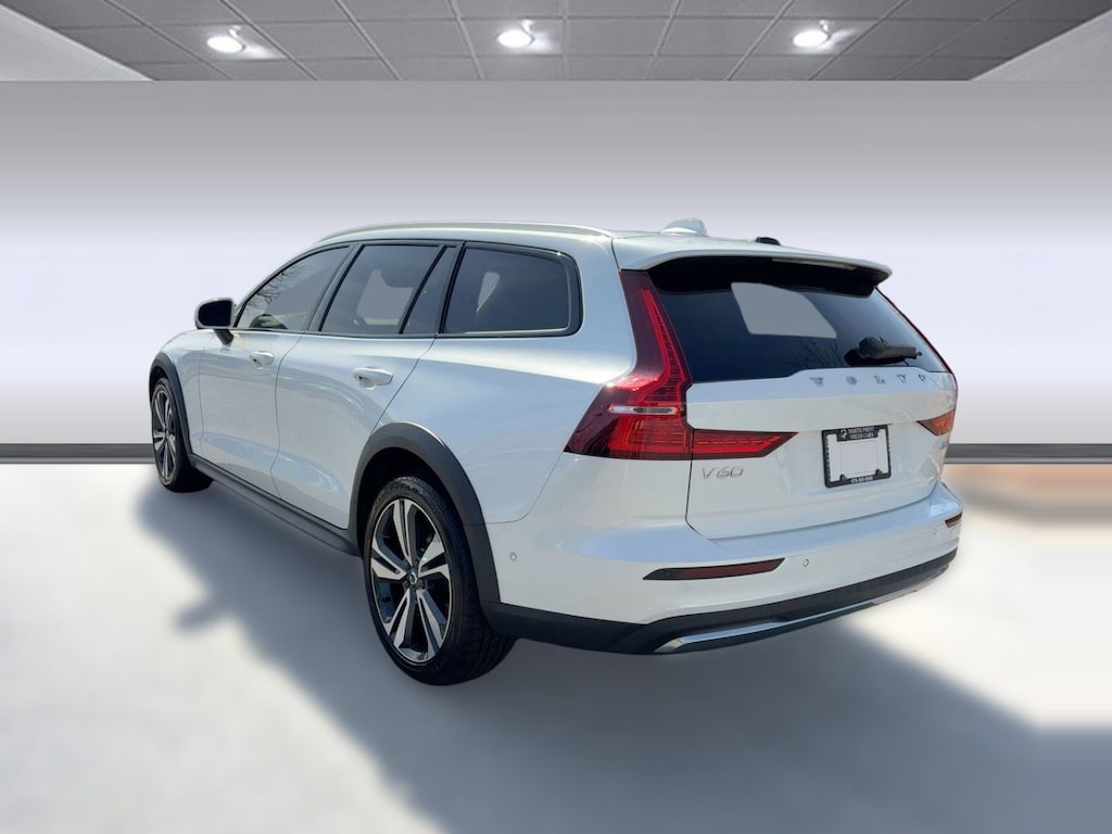 Certified 2023 Volvo V60 Cross Country B5 Plus B5 AWD Plus