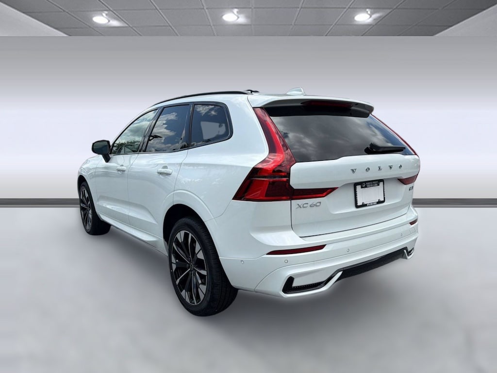 New 2026 Volvo XC60 B5 Plus SUV