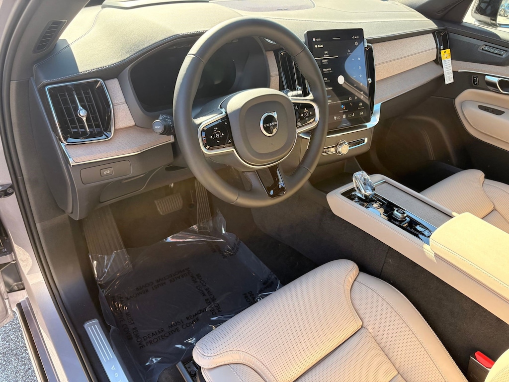 New 2026 Volvo XC90 B6 Ultra Dark Theme 7-Seater SUV