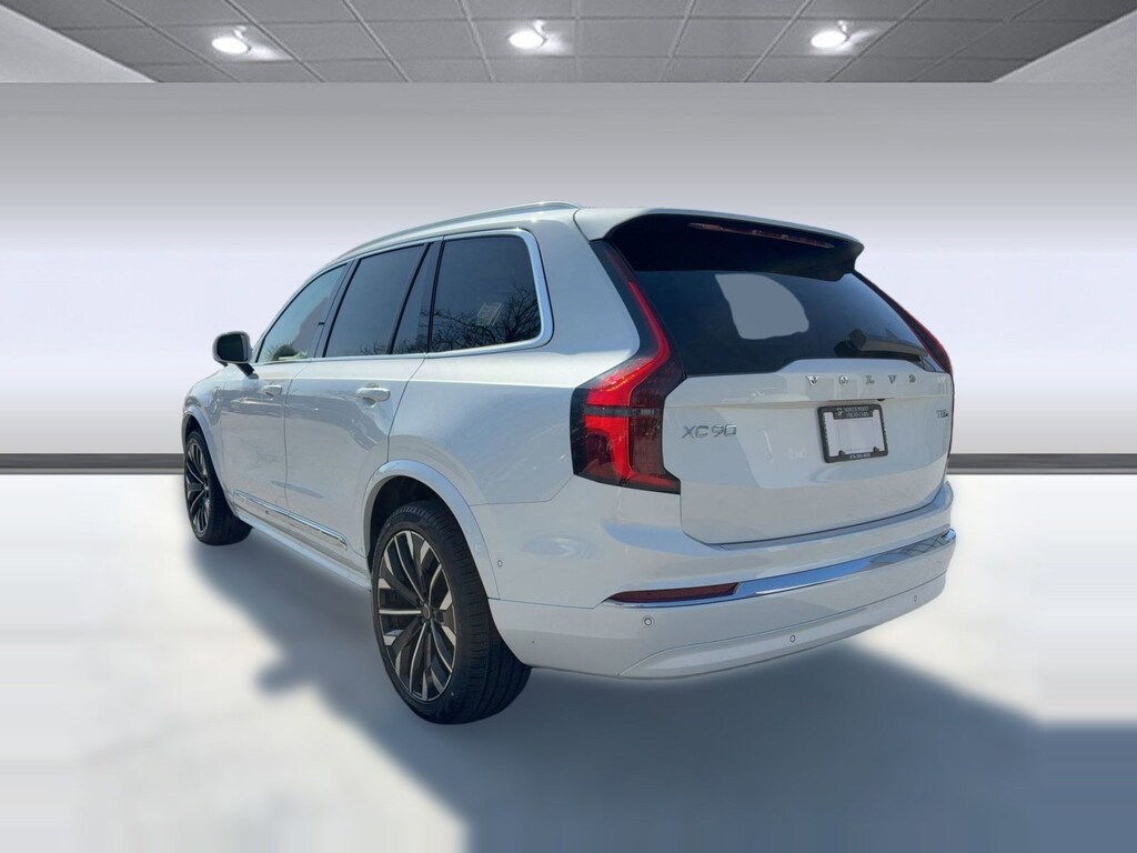 New 2026 Volvo XC90 plug-in hybrid T8 Ultra 7-Seater SUV