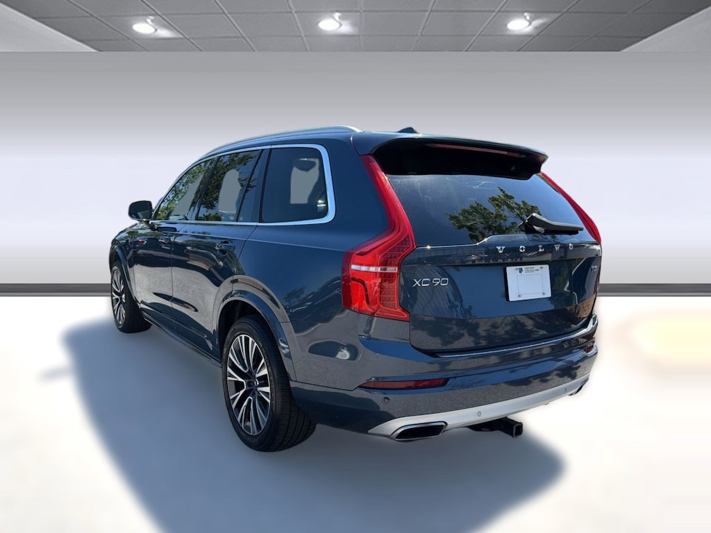 Used 2021 Volvo XC90 T5 Momentum 7 Passenger SUV
