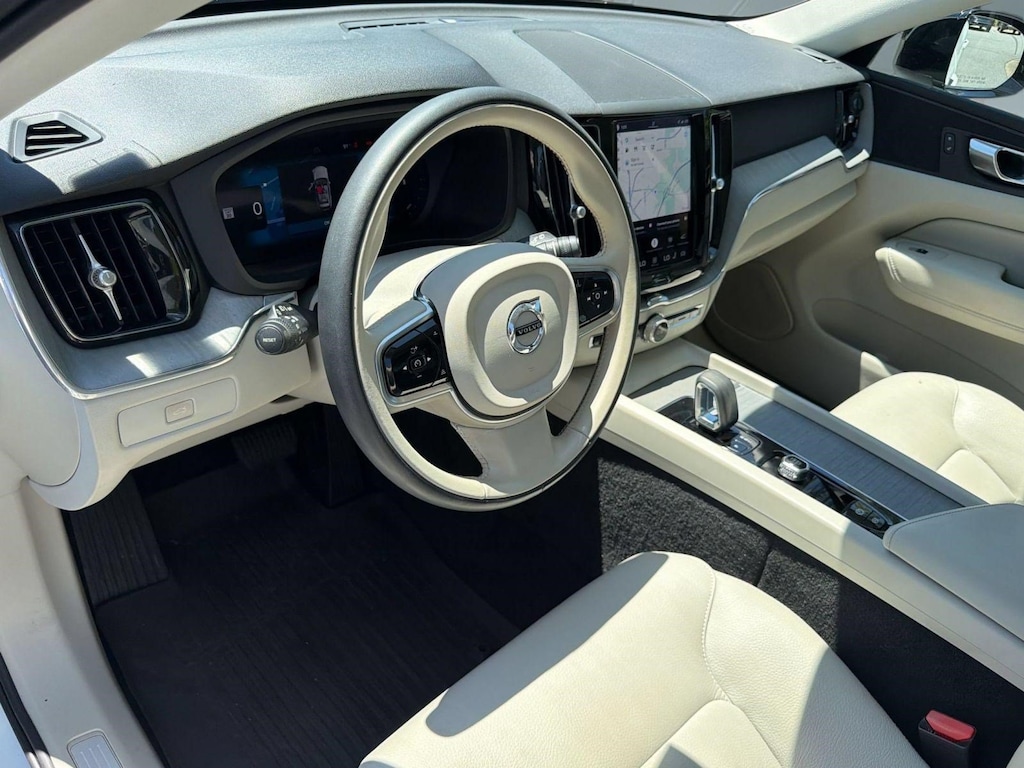 Certified 2024 Volvo XC60 B5 Plus SUV