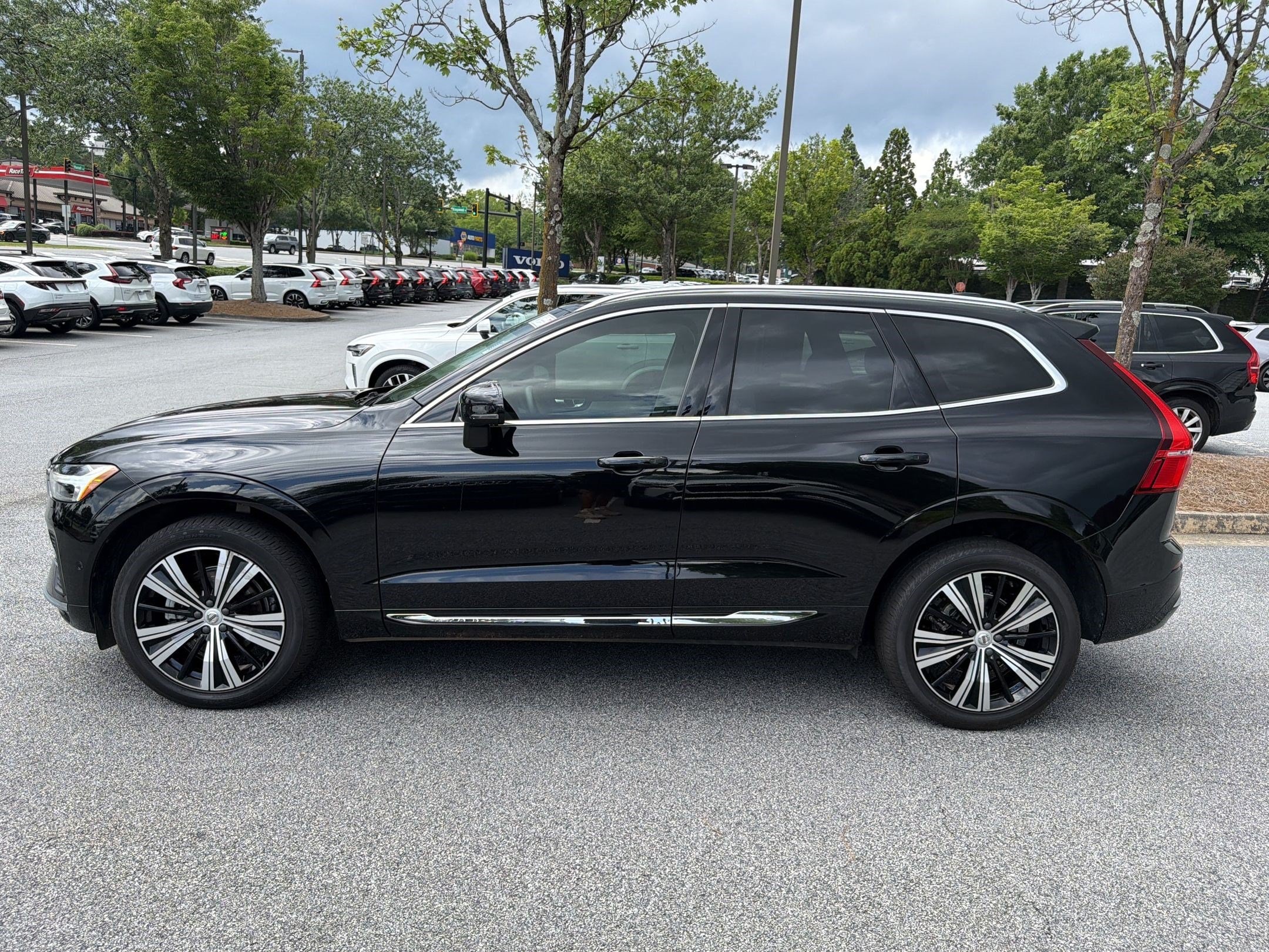 XC60 B5 Plus SUV