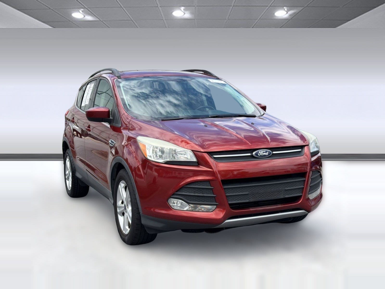 Escape SE SUV