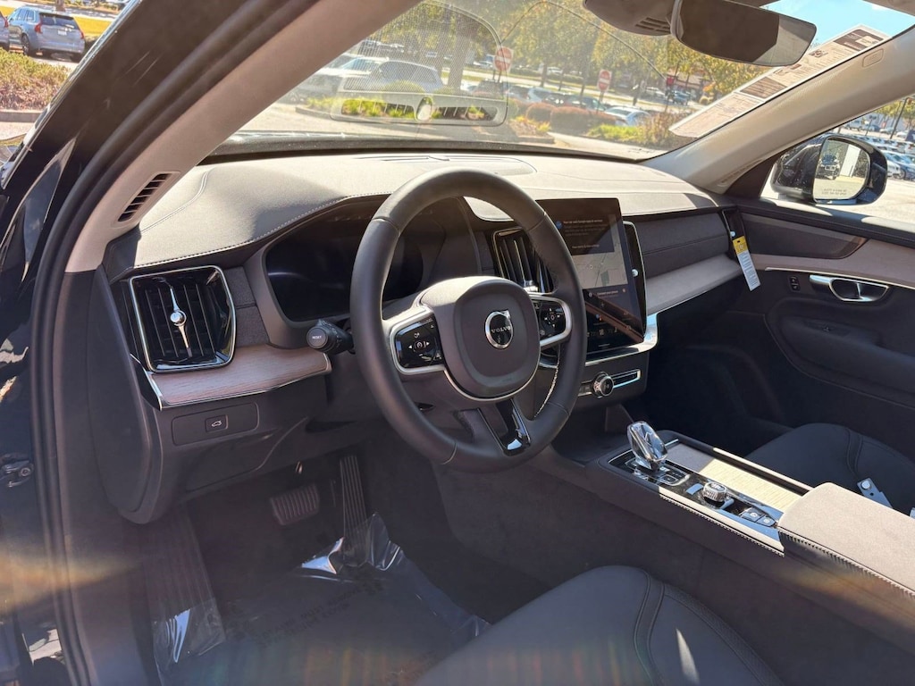 New 2026 Volvo XC90 B6 Plus 7 Passenger SUV