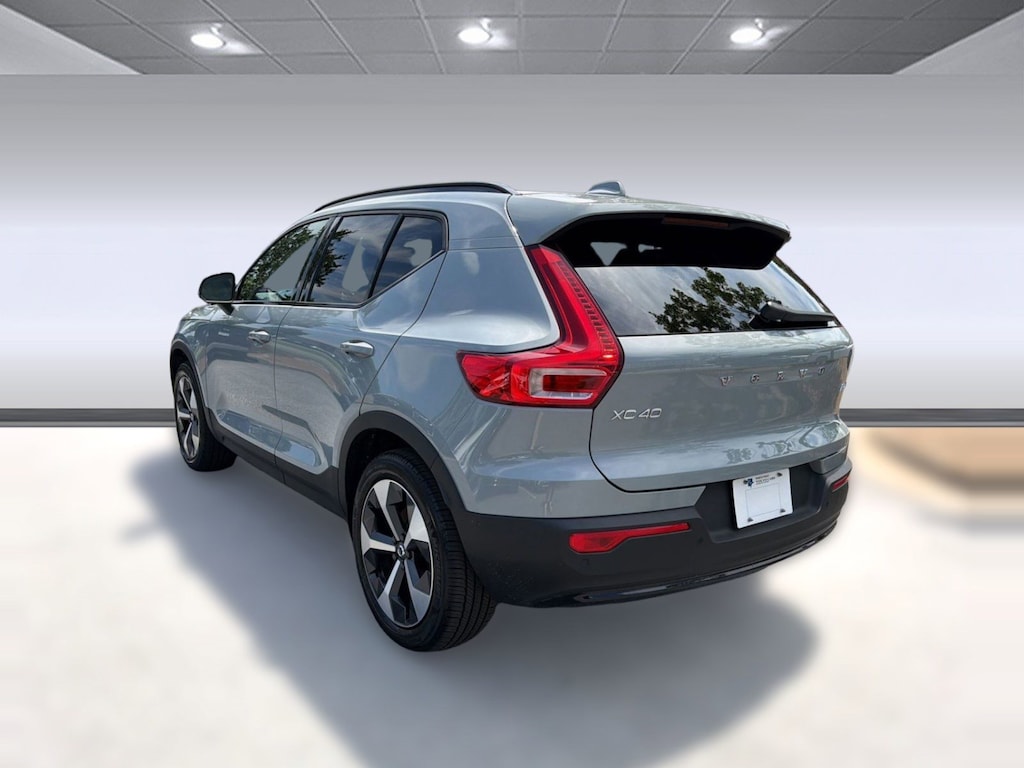 Certified 2026 Volvo XC40 B5 Plus SUV