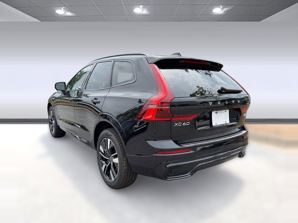New 2026 Volvo XC60 B5 Plus SUV
