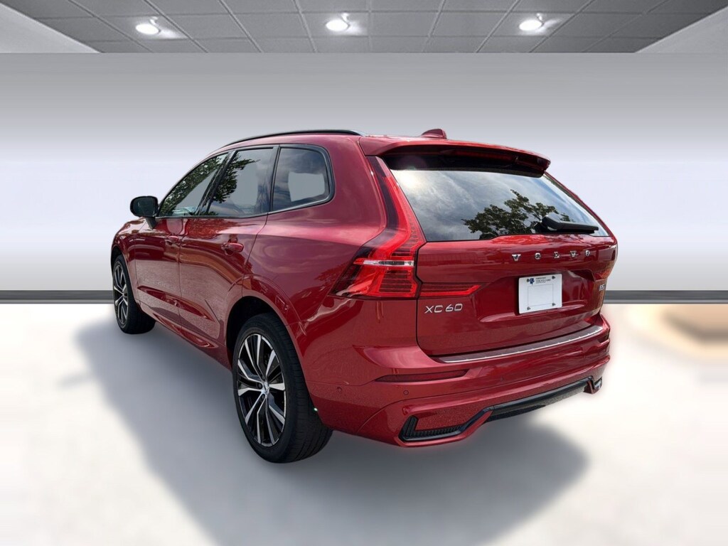 Certified 2024 Volvo XC60 B5 Plus SUV