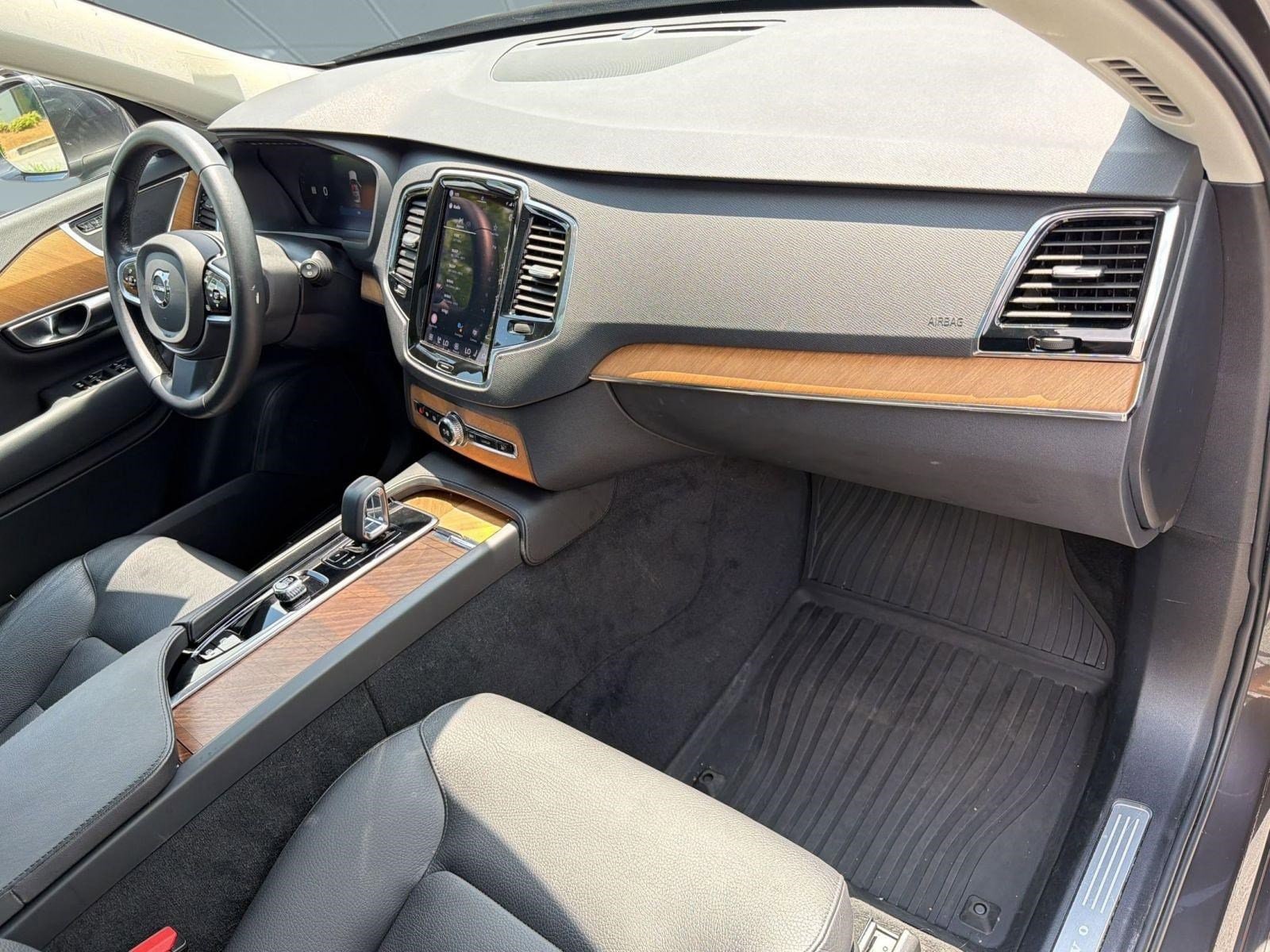 2023 Volvo XC90 Plus - Photo 31