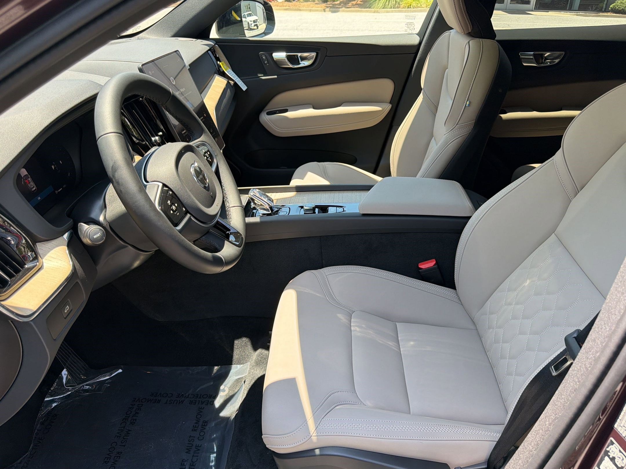 XC60 B5 Plus SUV