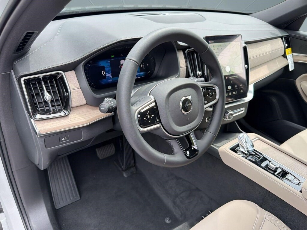 New 2026 Volvo XC90 B6 Plus 7-Seater SUV