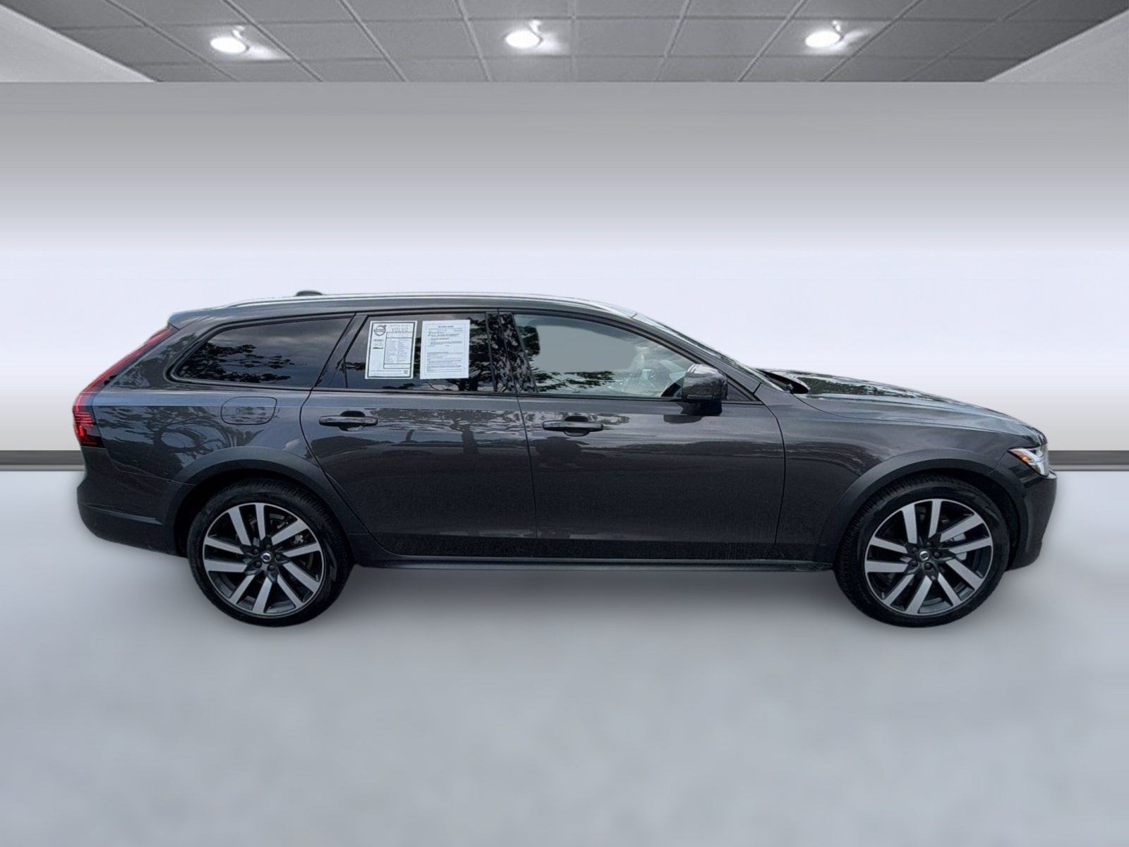 V90 Cross Country B6 Ultra Wagon