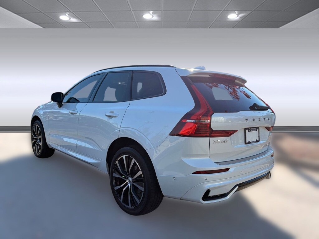 Certified 2024 Volvo XC60 B5 Plus B5 AWD Plus Dark Theme