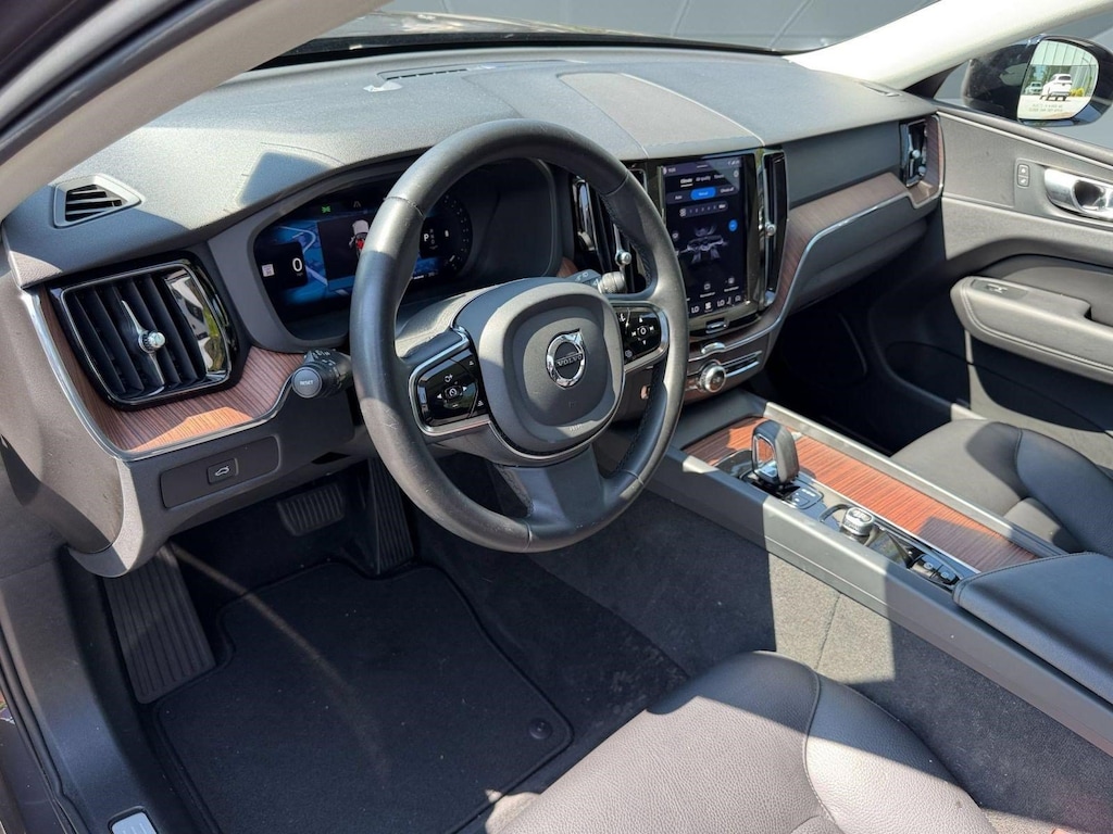 Certified 2024 Volvo XC60 B5 Plus SUV