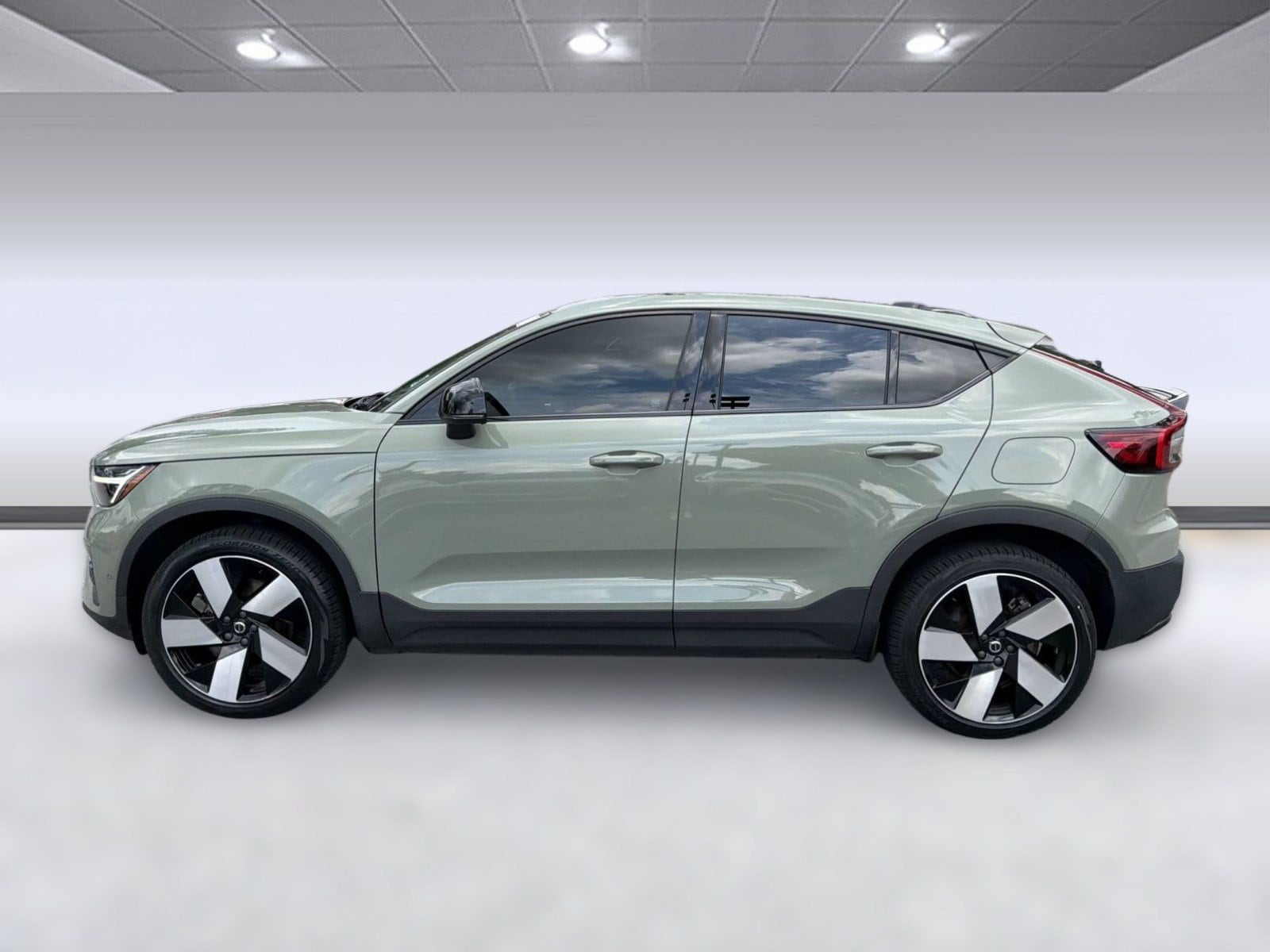 C40 Recharge Pure Electric Ultimate SUV