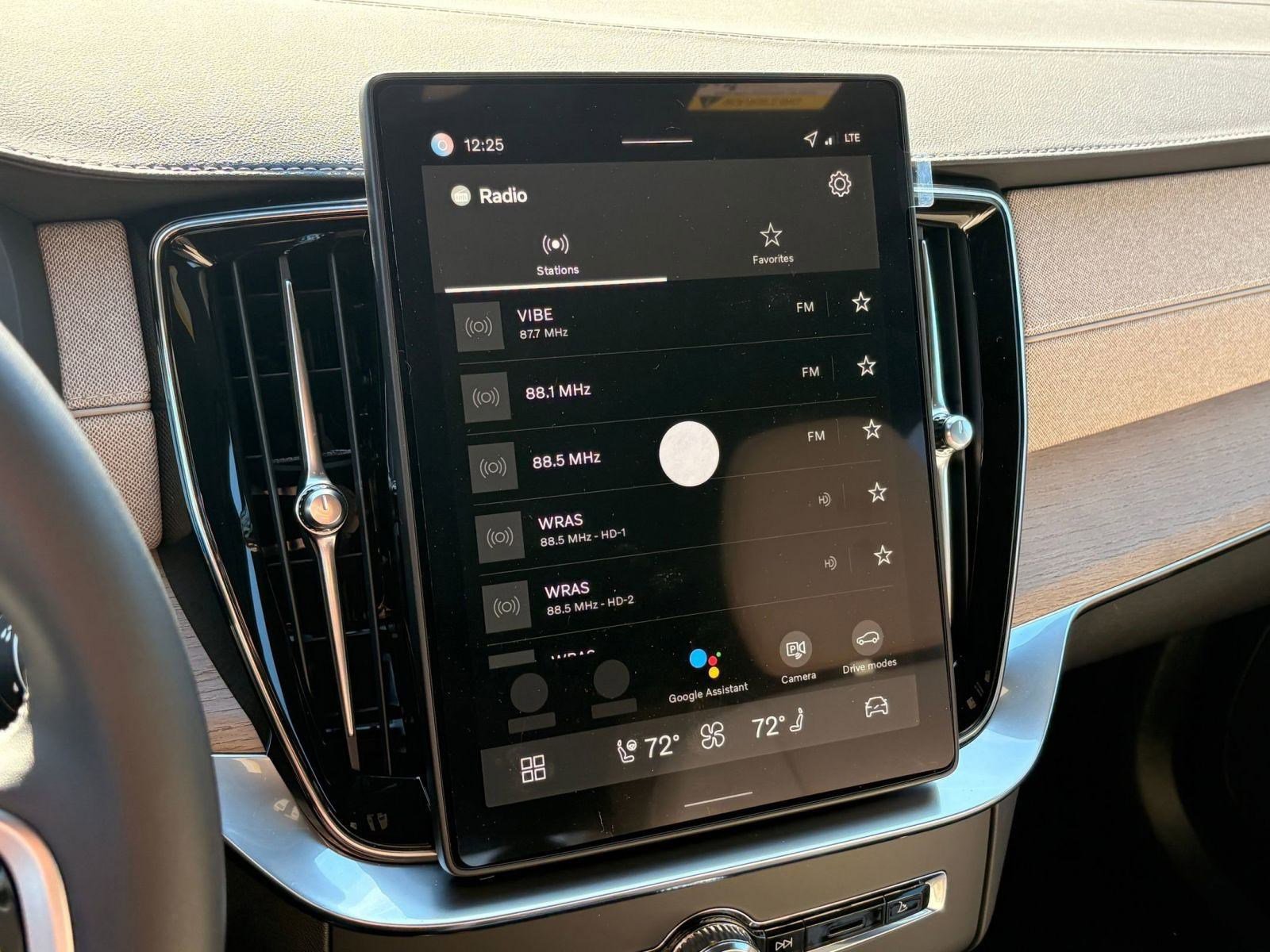 2026 Volvo XC90 Plus - Photo 29