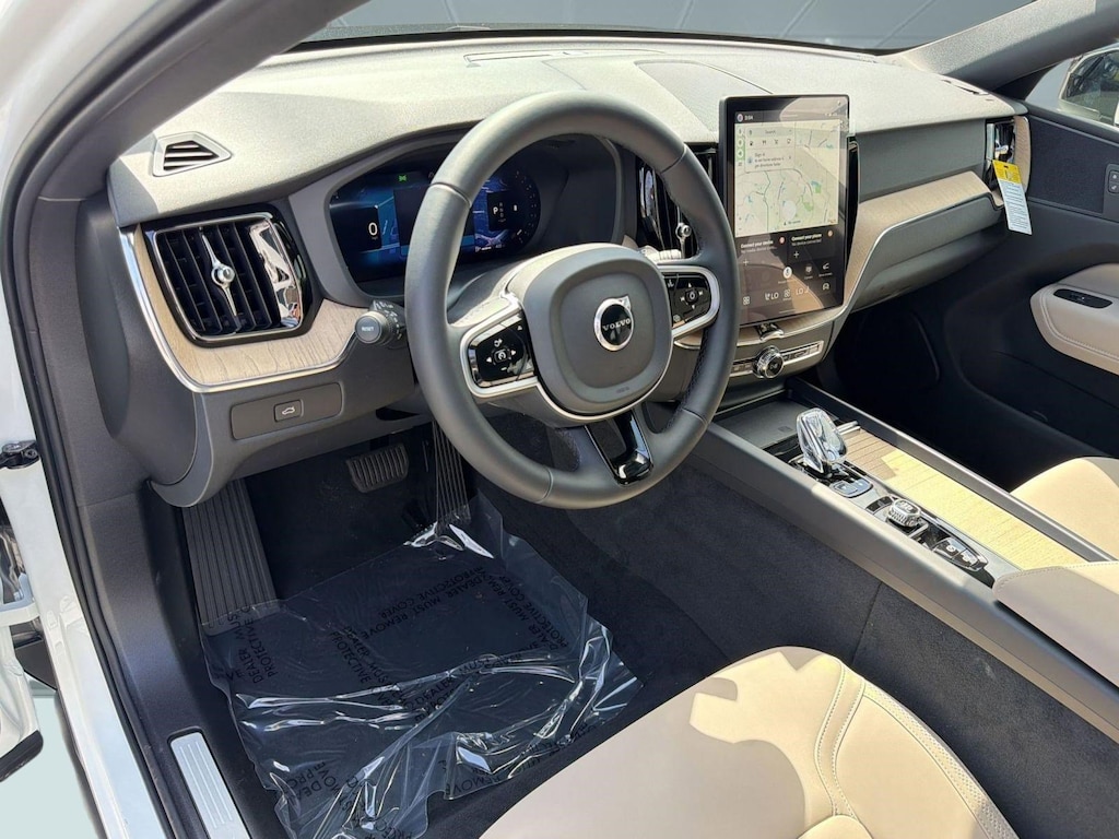 New 2026 Volvo XC60 B5 Plus SUV