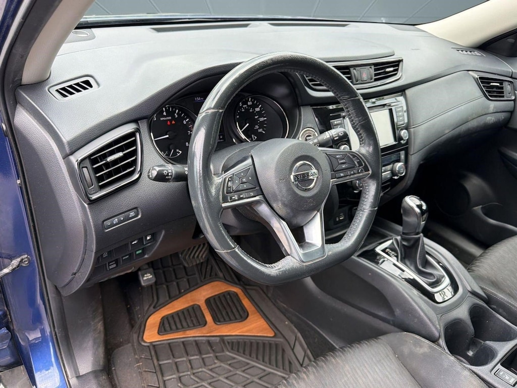 Used 2018 Nissan Rogue SV SUV