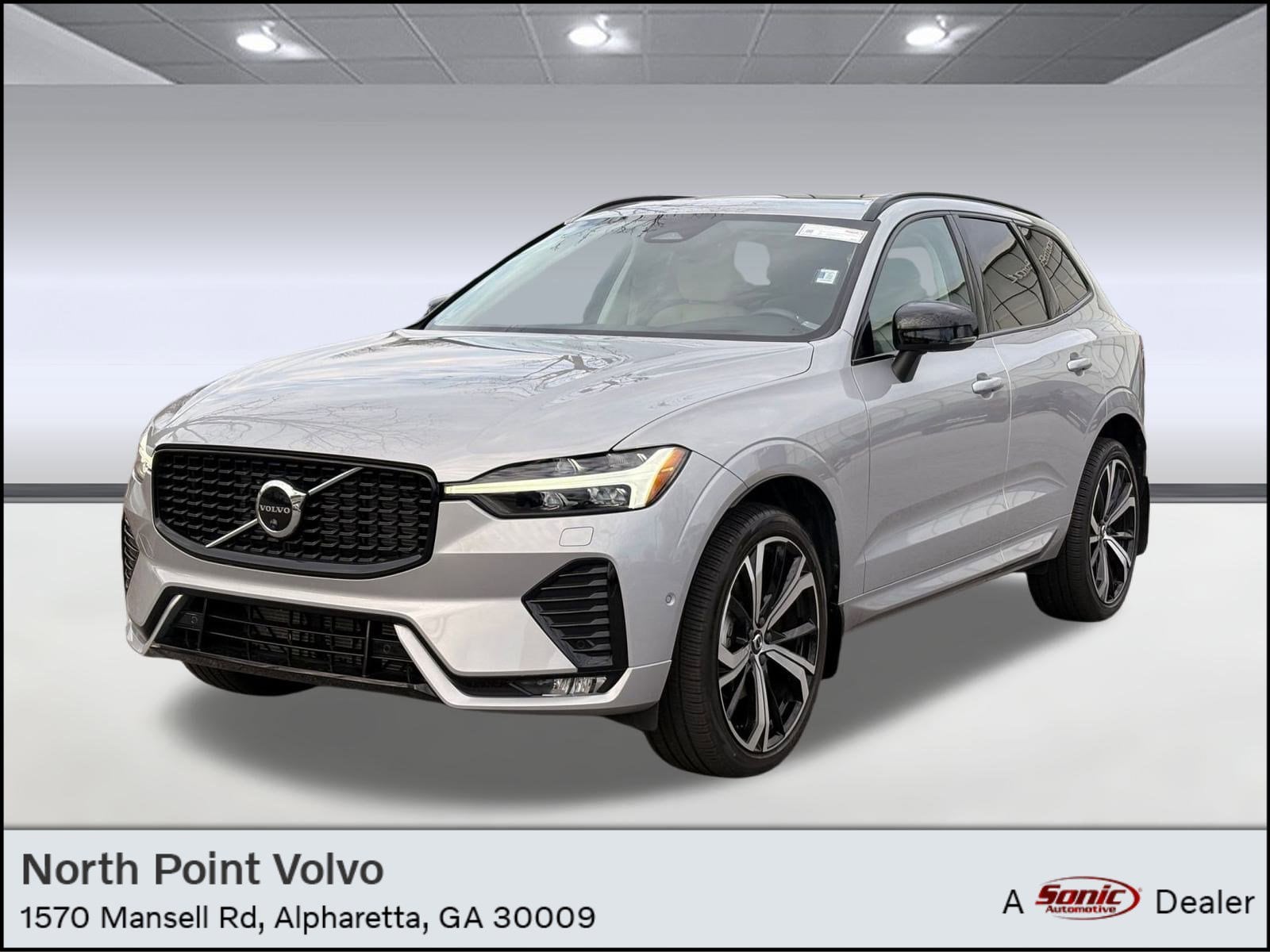 2023 Volvo XC60 Ultimate's photo