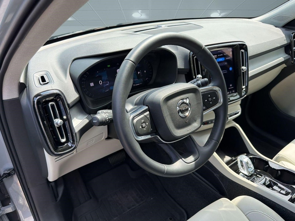 Certified 2026 Volvo XC40 B5 Plus SUV