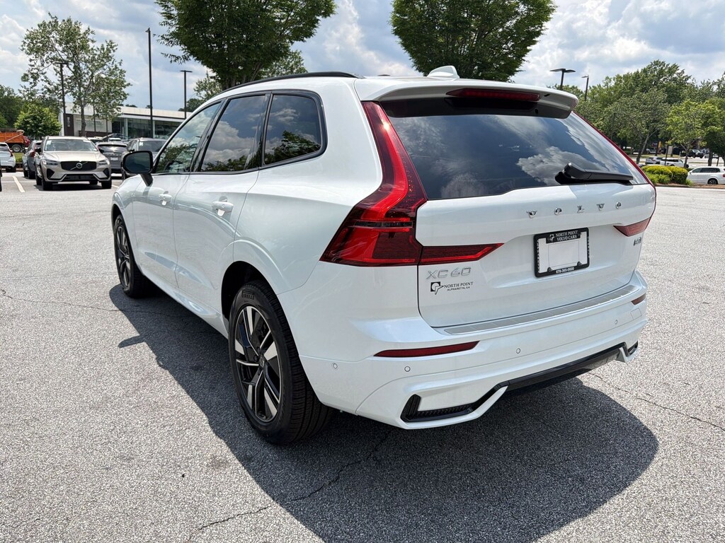 New 2026 Volvo XC60 B5 Plus SUV