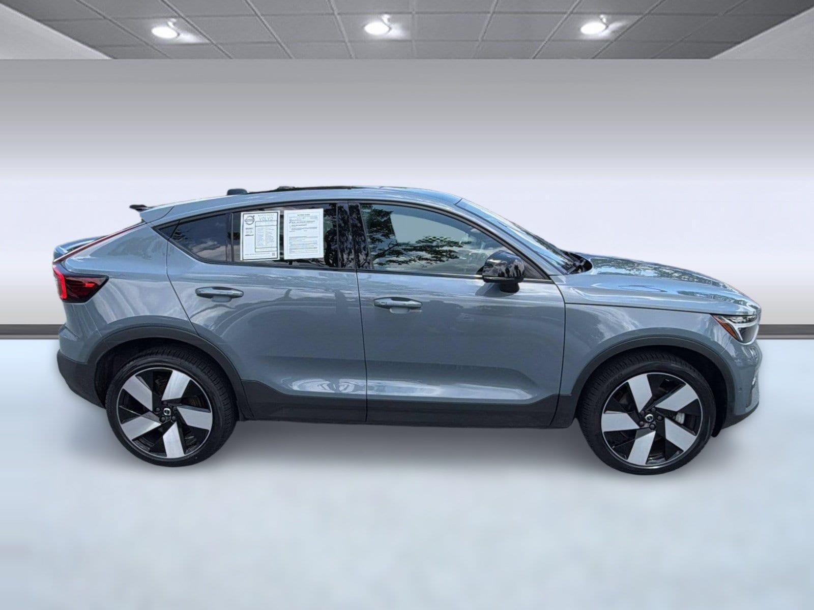 C40 Recharge Pure Electric Ultimate SUV
