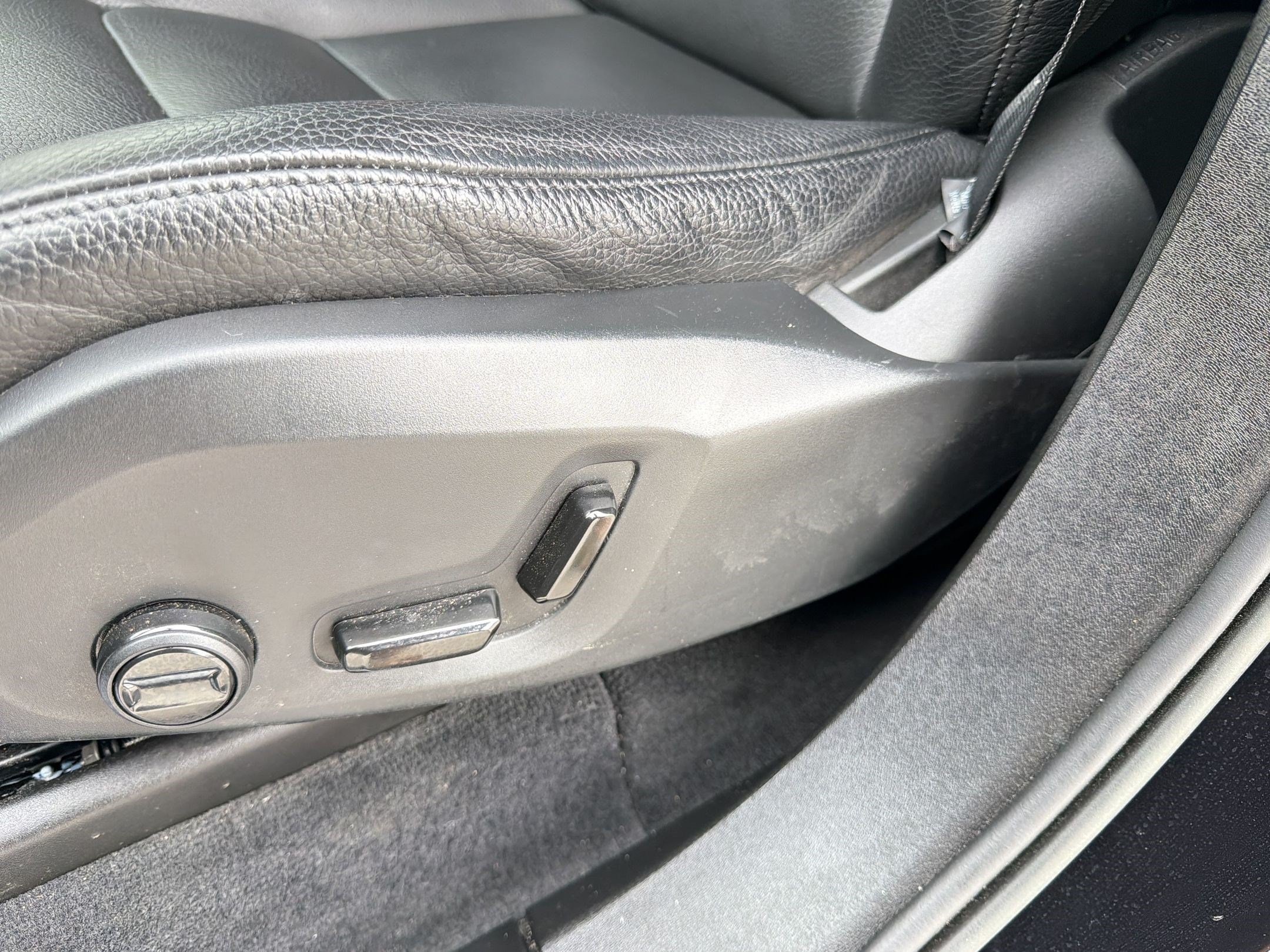 2023 Volvo XC90 Plus - Photo 14