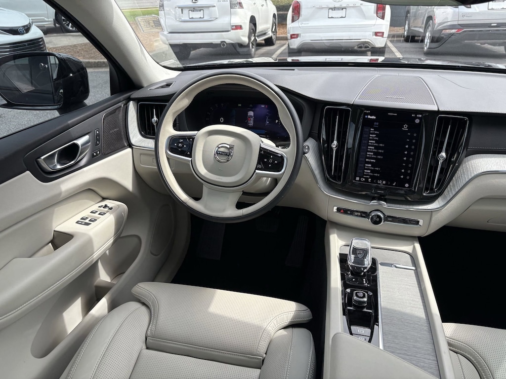 Certified 2025 Volvo XC60 Recharge Plug-In Hybrid T8 Ultra T8 AWD Ultra