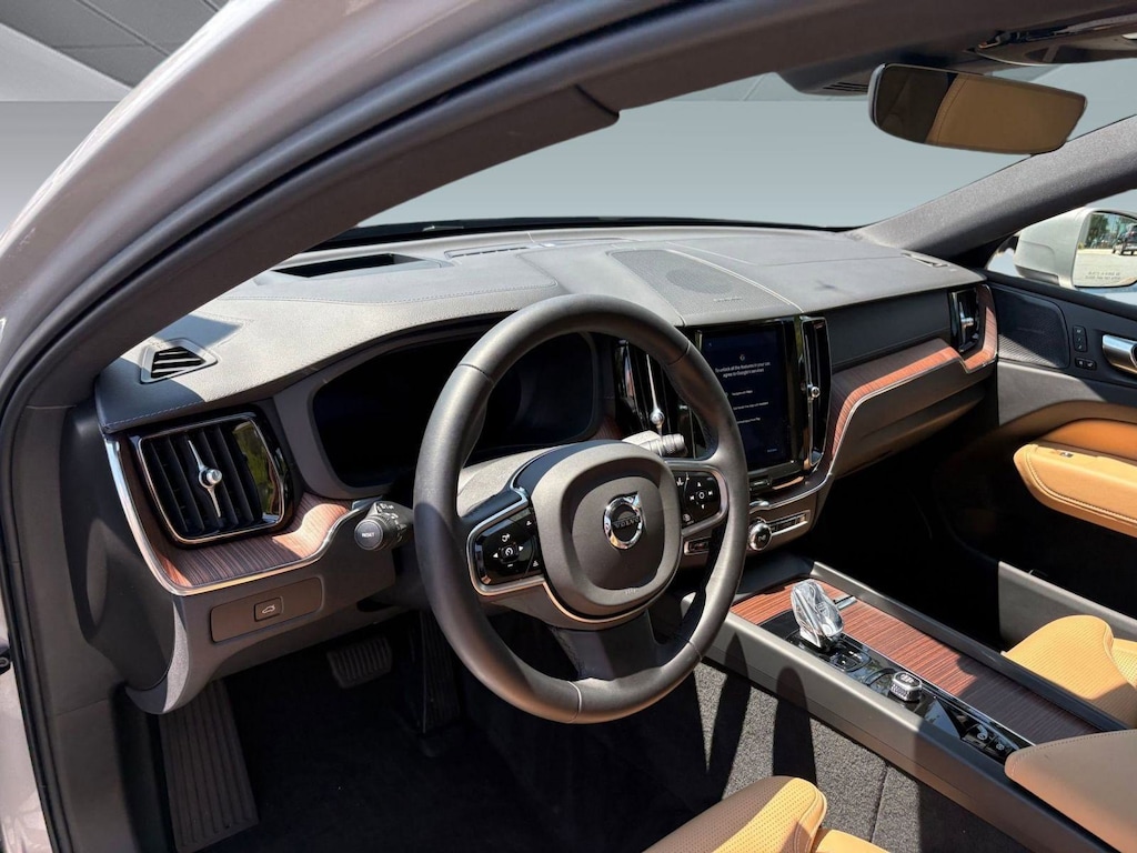 Certified 2023 Volvo XC60 B5 Ultimate B5 FWD Ultimate Bright Theme