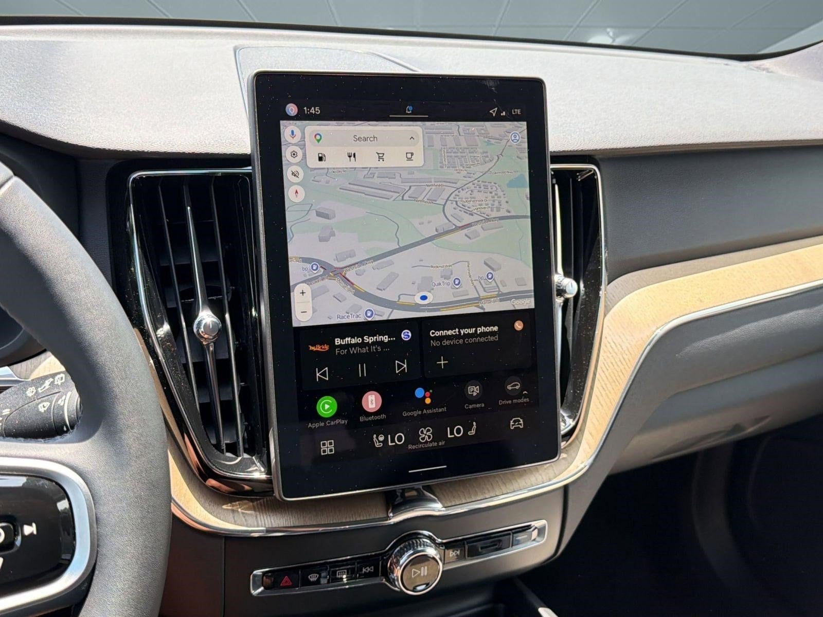 2026 Volvo XC60 Plus - Photo 22