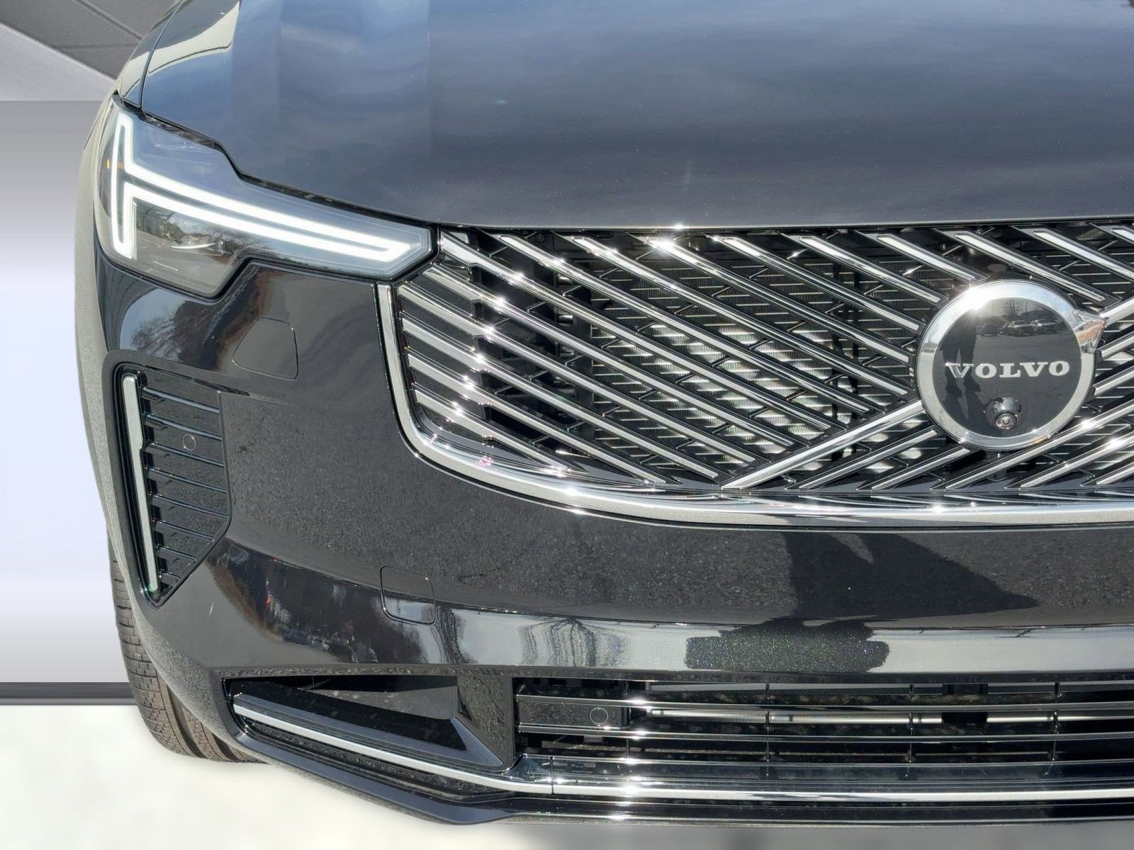 2026 Volvo XC90 Plus - Photo 28