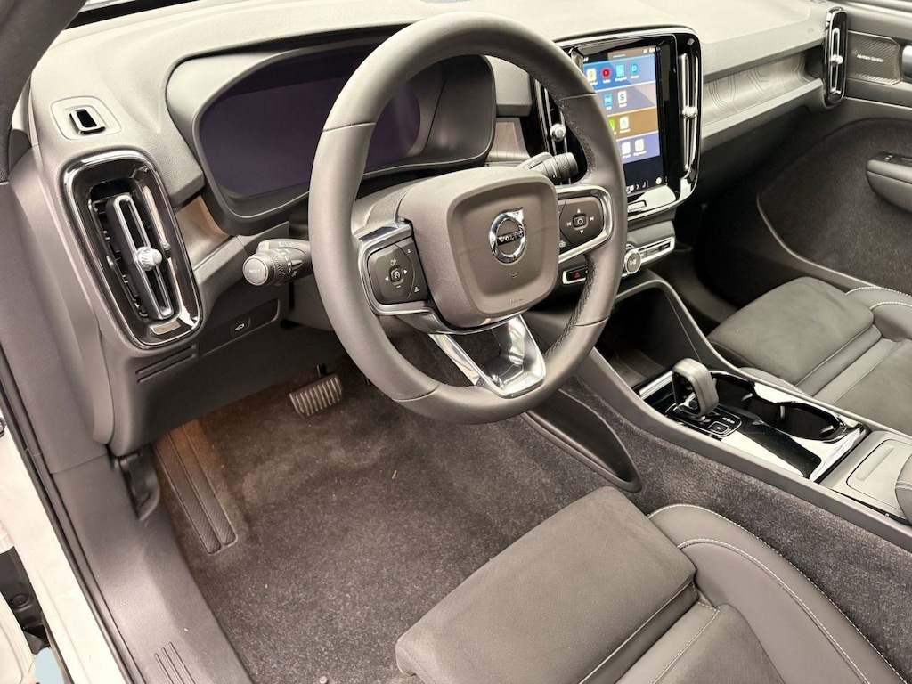 Certified 2023 Volvo C40 Recharge Pure Electric Ultimate Twin eAWD Ultimate