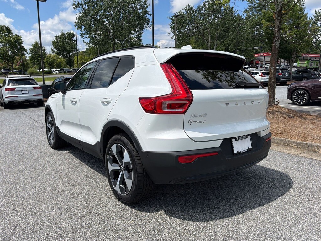 Certified 2025 Volvo XC40 B5 Plus SUV