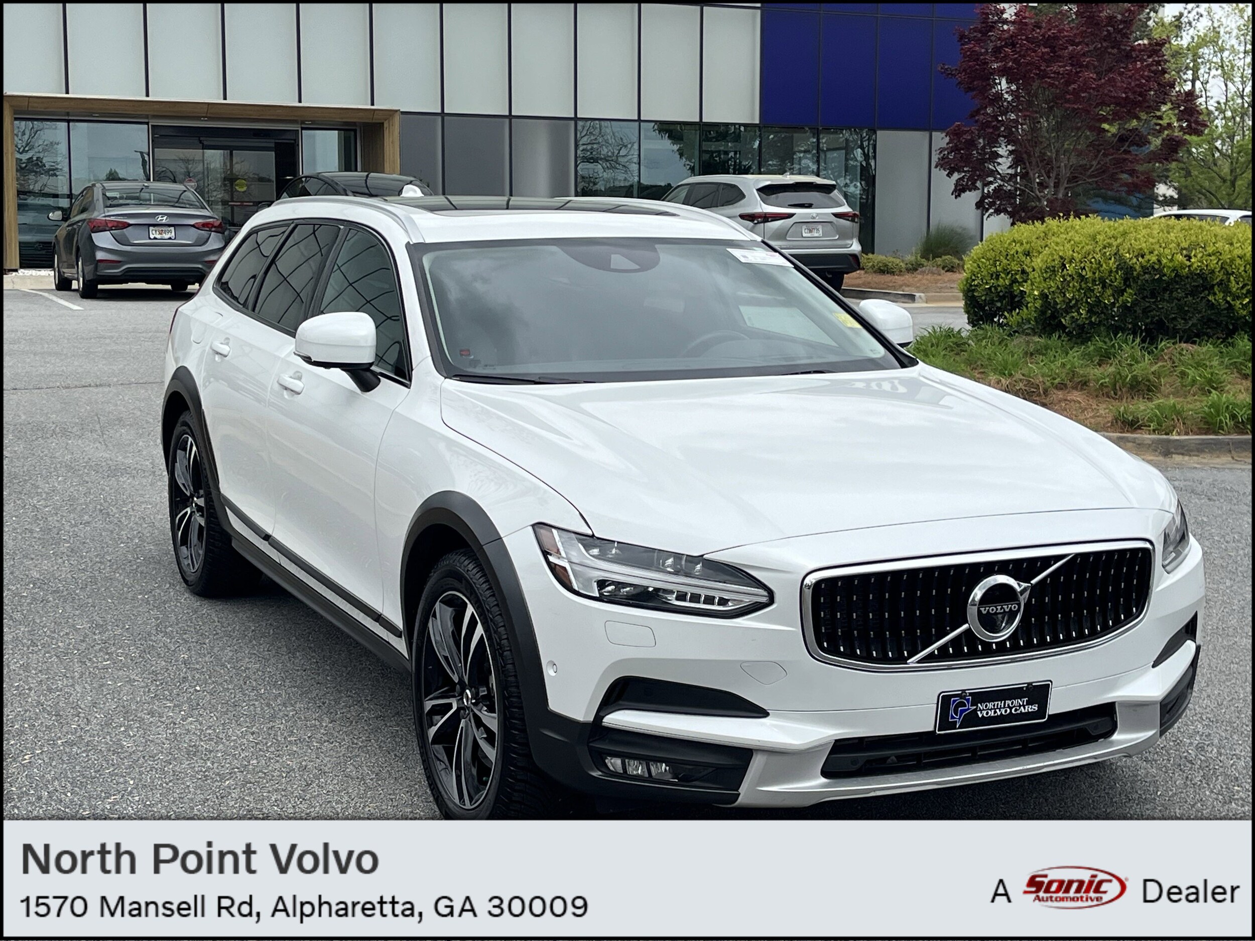 2019 Volvo V90 Cross Country