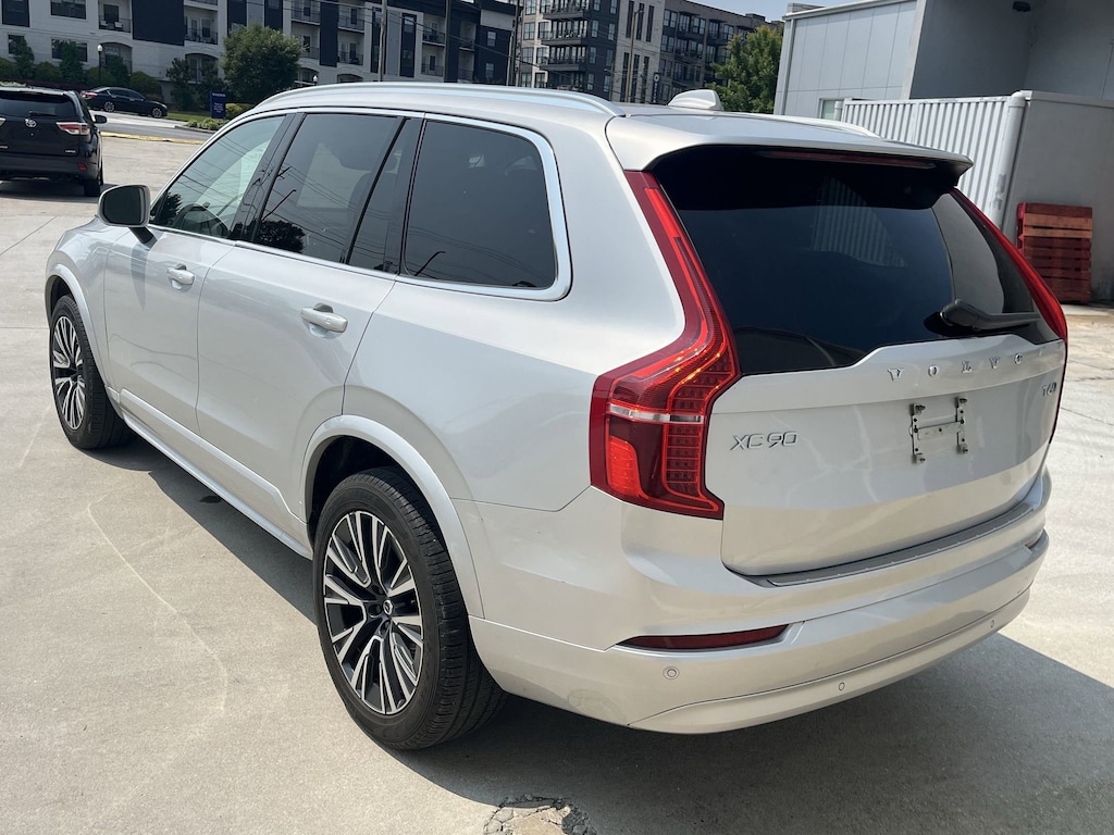 Certified 2022 Volvo XC90 T6 Momentum 7 Passenger T6 AWD Momentum 7P