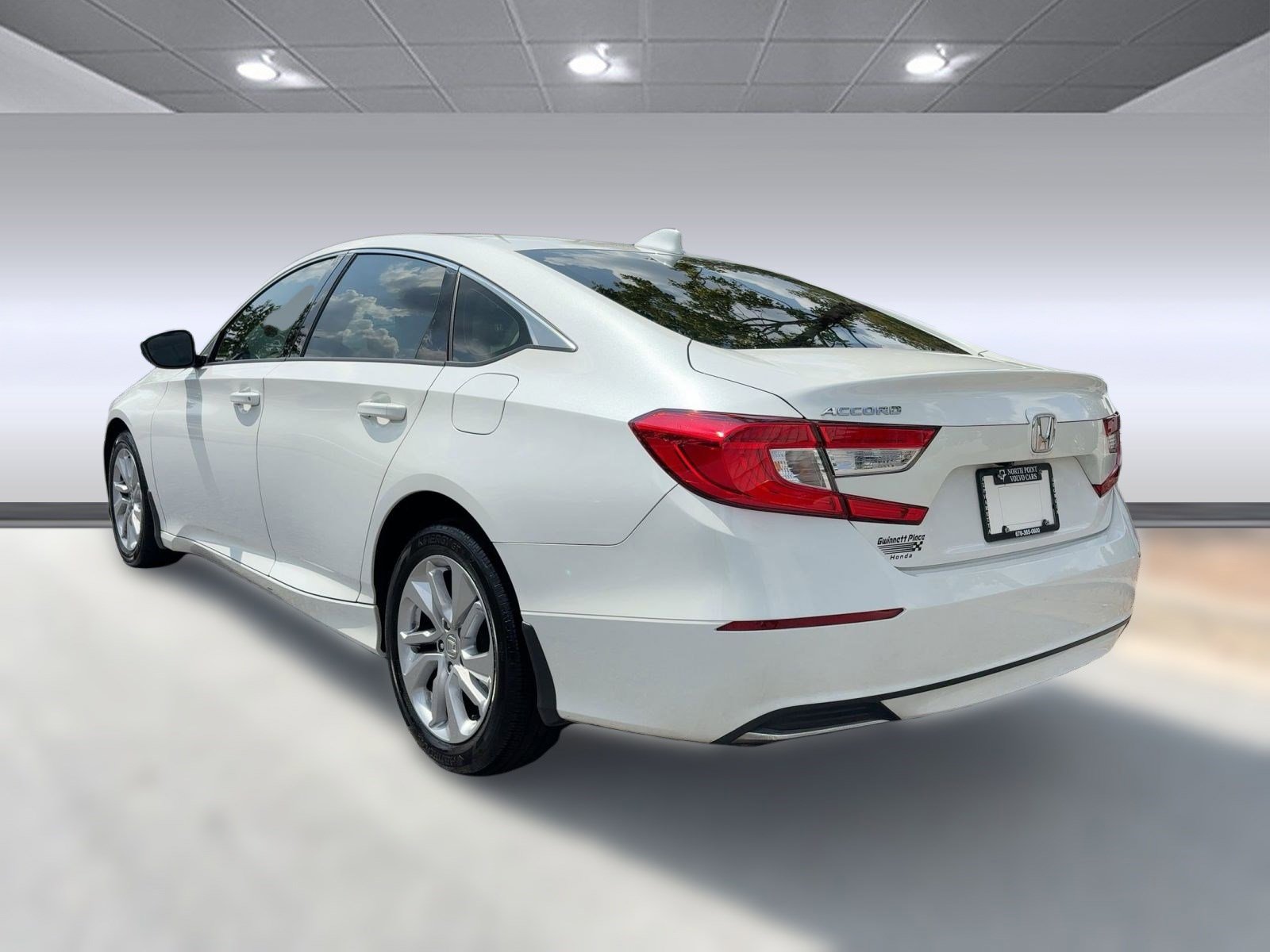 2020 Honda Accord LX 1.5T photo 3