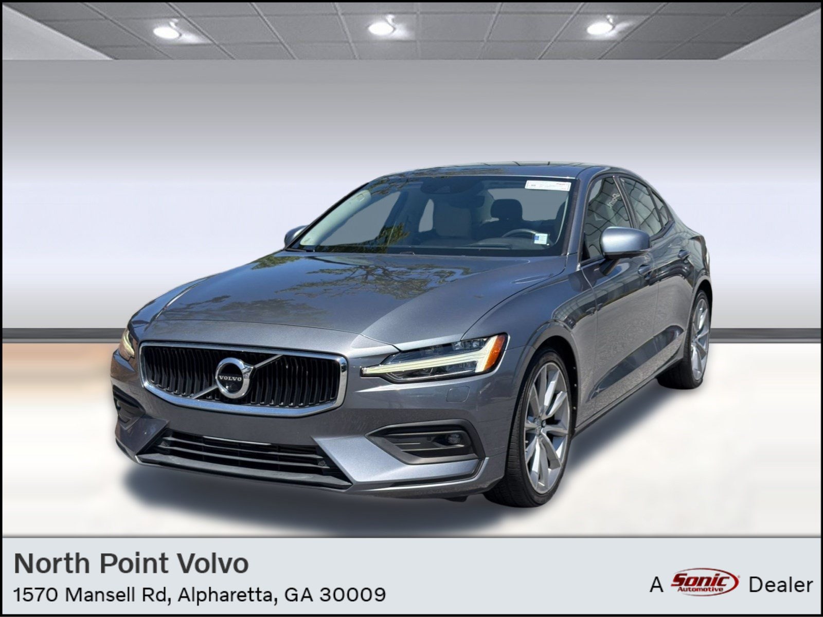 2020 Volvo S60 T5 Momentum Sedan