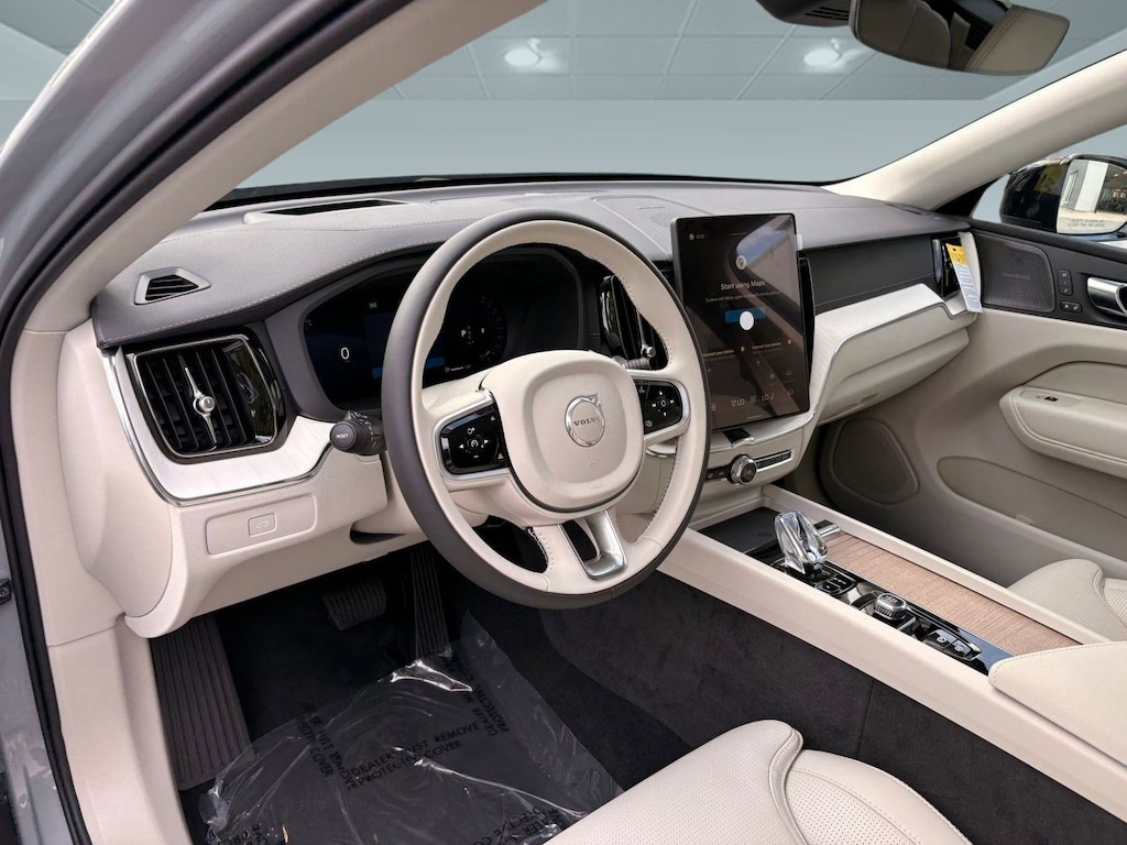 New 2026 Volvo XC60 B5 Ultra SUV