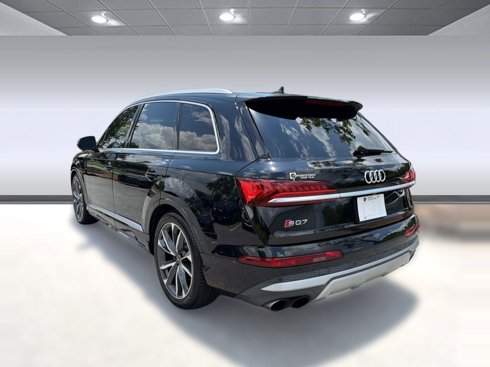SQ7 Premium Plus SUV