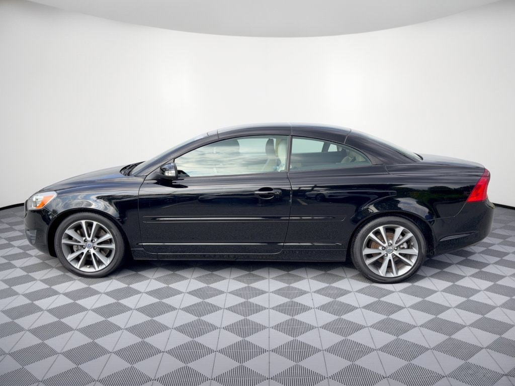 Used 2012 Volvo C70 T5 with VIN YV1672MC1CJ131212 for sale in Alpharetta, GA
