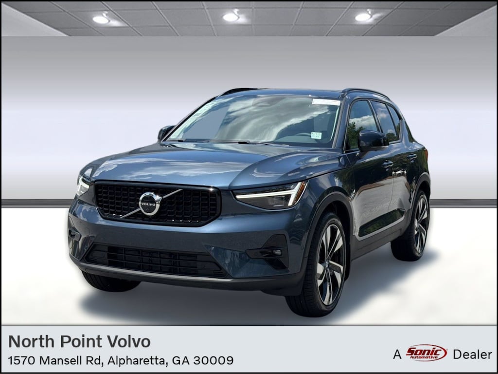 New 2026 Volvo XC40 B5 Ultra SUV