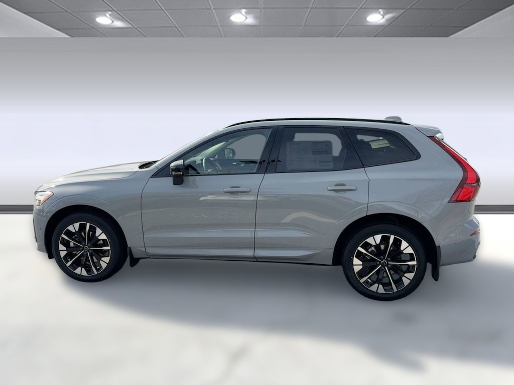 New 2026 Volvo XC60 B5 Plus SUV
