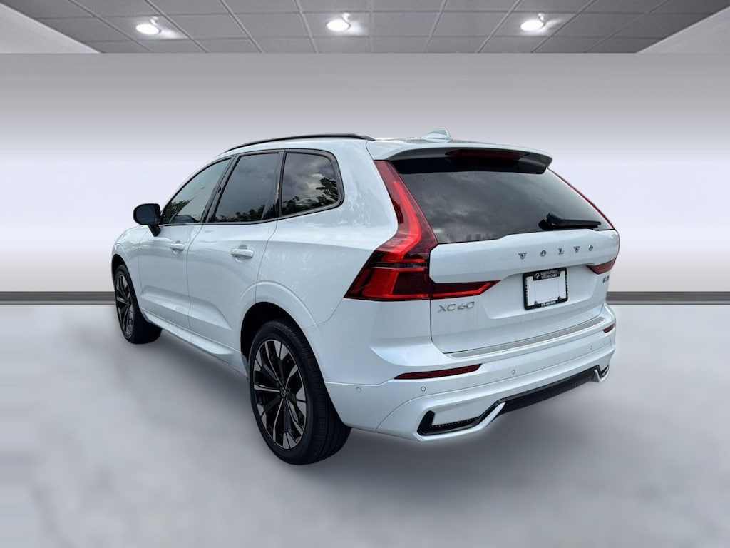 New 2026 Volvo XC60 B5 Ultra SUV
