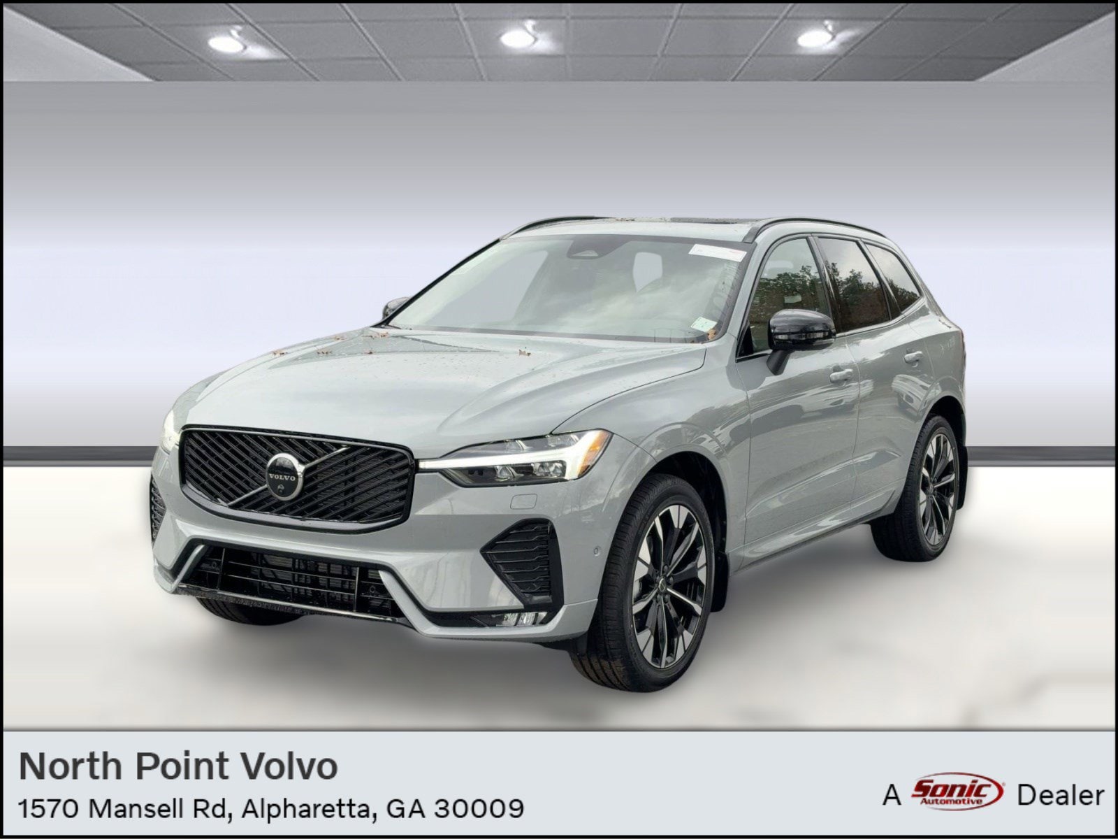 2026 Volvo XC60 Plus's photo