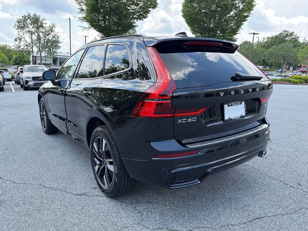 New 2026 Volvo XC60 B5 Plus SUV
